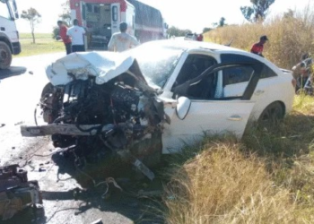 Acidente causa a morte de 3 pessoas na Bahia; uma fica feriada