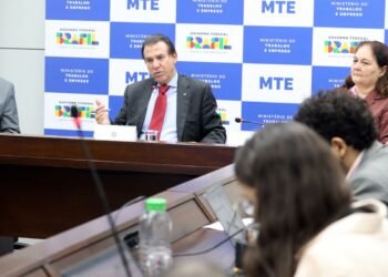 Brasil registra saldo de mais de 257 mil novos empregos em abril