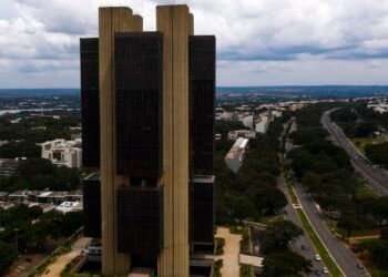 Copom deve elevar Selic em 0,5 ponto na reunião desta quarta