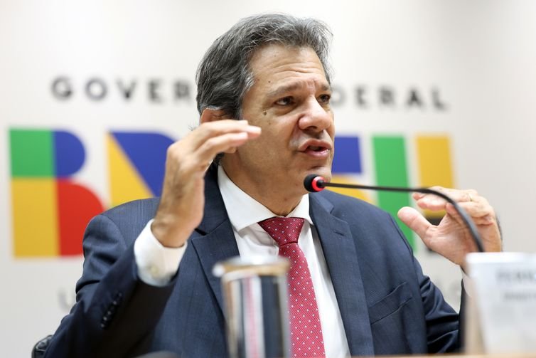 Valter Campanato/Agência Brasil Brasília (DF), 22/05/2025 - O ministro da Fazenda, Fernando Haddad, durante divulgação dos dados do Relatório de Avaliação de Receitas e Despesas Primárias do 2º bimestre de 2025. Foto: Valter Campanato/Agência Brasil