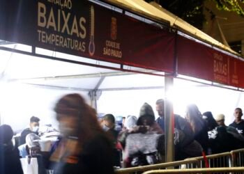 Com o frio, SP aciona operação para pessoas em situação de rua