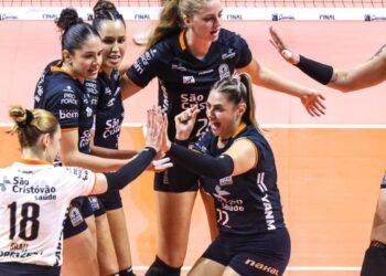 Osasco garante título da Superliga Feminina de vôlei