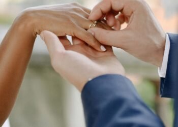 Saiba em quais meses mais acontecem casamentos e nascimentos no Brasil