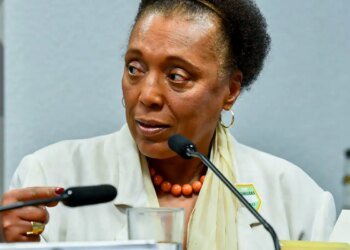 Cármen Lúcia denuncia racismo sofrido por ministra do TSE