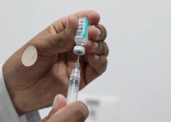 Covid-19: vacinação de idosos será ampliada em junho no Rio