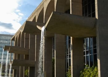 UnB e Ministério da Justiça monitoram desaparecimento de aluna de Gana