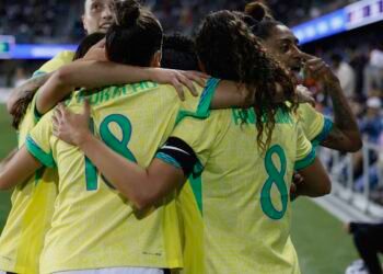 Seleção feminina será convocada na terça para amistosos contra o Japão