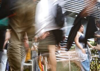 Alunos de cursinhos populares irão receber bolsa de R$ 200 por mês