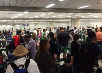 Ministro do STJ determina suspensão de greve de auditores da Receita