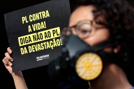 São Paulo (SP), 07/06/2025. Ato do Greenpeace no MASP contra o PL 2159. Foto: Paulo Pinto/Agência Brasil