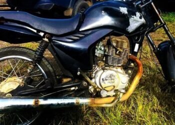 PRF deteve dois motociclistas com veículos com adulteração e suspeita de furto