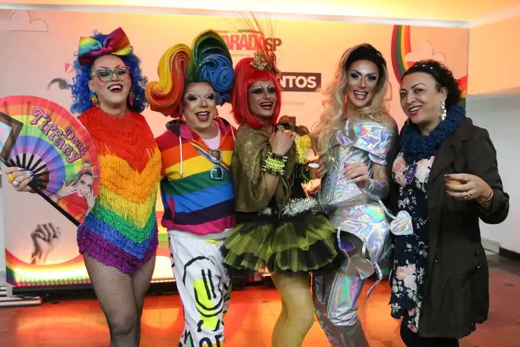 São Paulo (SP), 03/06/2025 - Evento de lançamento da ParadaSP 2025. No evento, representantes da ParadaSP recepcionaram influenciadores e imprensa e contaram algumas novidades previstas para a Parada do Orgulho LGBT+ de São Paulo de 2025. Foto: Cadu Pinotti/Agência Brasil