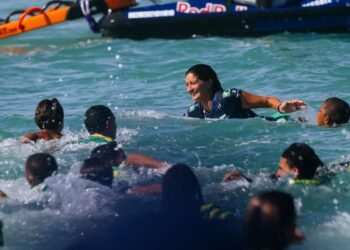 Luana Silva para em australiana e é vice-campeã em Saquarema