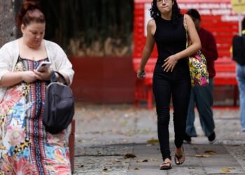 Prazo para pagar taxa de inscrição do Enem 2025 termina hoje