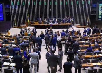 Câmara aprova projeto que cria Estratégia Nacional de Saúde