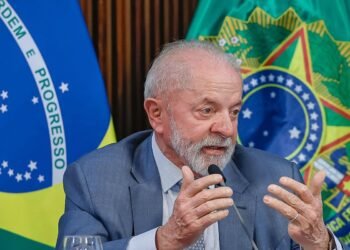 Lula está no Chile e participa de reunião sobre defesa da democracia