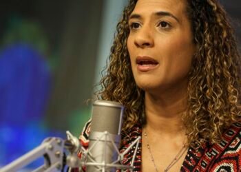“Lamentável e dilacerante”, diz ministra sobre morte jovem por polícia