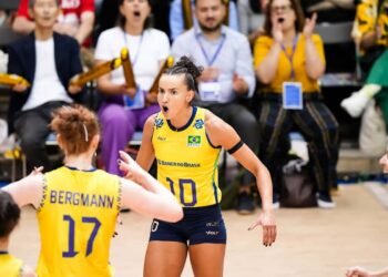Liga das Nações de Vôlei: Brasil vence Polônia e assume vice-liderança