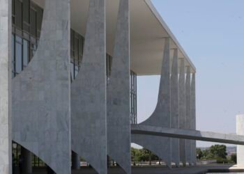 Decreto garante direito ao cuidado como trabalho essencial