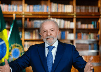Em pronunciamento, Lula diz que tarifaço é “chantagem inaceitável”