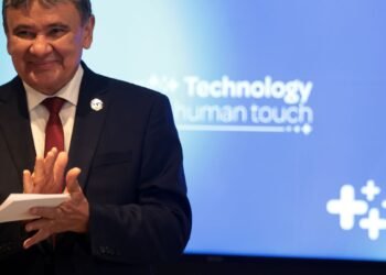 Educação e Bolsa Família ajudaram país a reduzir fome, avalia ministro