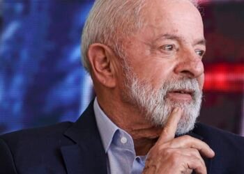 Lula propõe feriado nacional em 2 julho