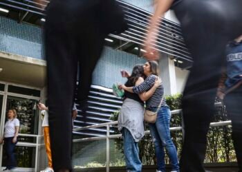 Mulheres representam 60% das inscrições no Enem 2025