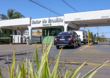 PGR é contra a presença de agentes da PF dentro da casa de Bolsonaro