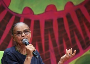 Marina Silva lota principais palcos da Festa Literária de Paraty