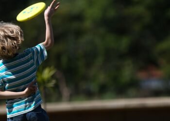 Apesar de proibição, 29% admitem palmadas e beliscões em crianças