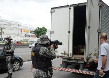 Mais de 10 mil roubos de carga foram registrados no país em 2024