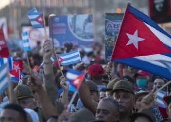 EUA tentam asfixiar Cuba via bloqueio da exportação de serviço médico