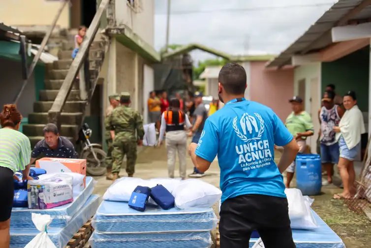São Paulo (SP), 15/08/2025 - Impacto de eventos climáticos na vida das pessoas refugiadas é tema de exposição no Aeroporto de Congonhas.
Foto: UNHCR/Henry Macías