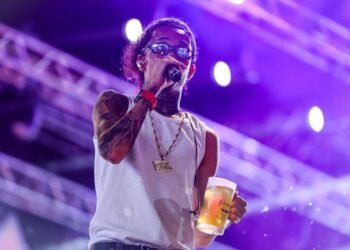 Na terra do arrocha, Tayrone, Theuzinho e “Bodega” do Pablo reúnem mais de 30 mil pessoas – Prefeitura Municipal de Candeias.