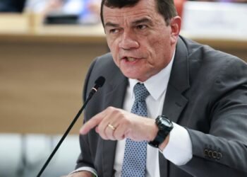 Defesa alega que ex-ministro atuou “ativamente” contra golpe de Estado