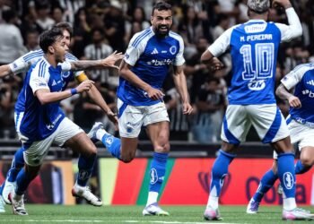 Copa do Brasil: Cruzeiro vence Atlético por 2 a 0 e fica perto da semi