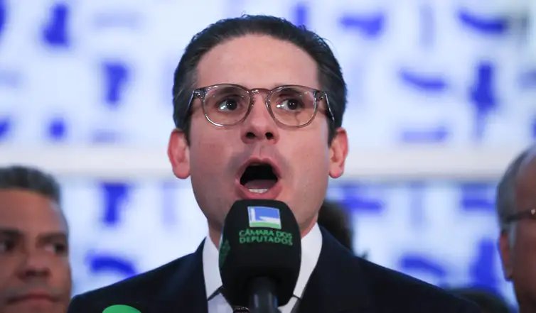 Brasília (DF), 25/06/2025 - Presidente da Câmara dos deputados, Deputado Hugo Motta, participa do anúncio da federação partidária,  Solidariedade e PRD. Foto: Lula Marques/Agência Brasil