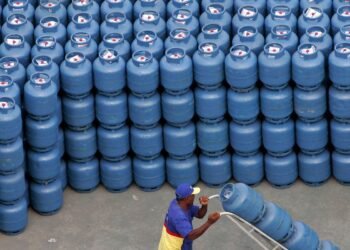 Conselho da Petrobras aprova volta da distribuição de gás de cozinha