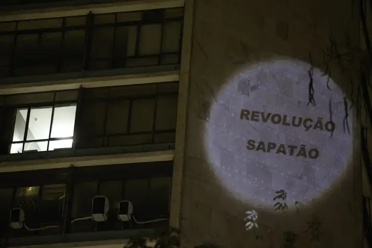 Rio de Janeiro (RJ), 19/08/2024 – Dia do Orgulho Lésbico no centro da cidade em luta por direitos e contra o preconceito. Foto: Fernando Frazão/Agência Brasil