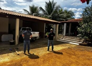 Operação prende 3 suspeitos de associação criminosa com R$ 203 mil em dinheiro