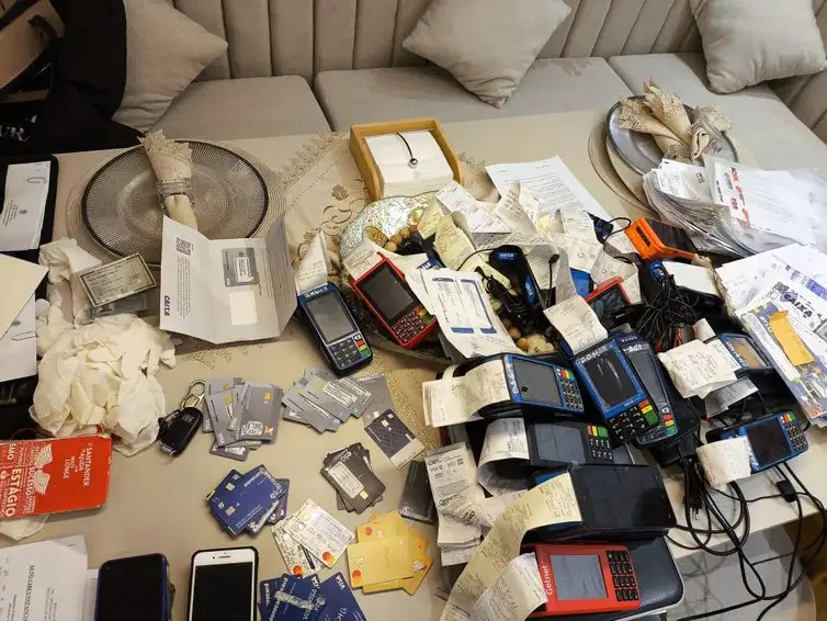 Rio de Janeiro (RJ), 21/08/2025 - PF prende 14 pessoas de quadrilha que criou 330 empresas de fachada.
Foto: Polícia Federal/Divulgação