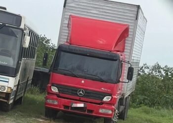 PRF recupera caminhão poucas horas depois de roubado