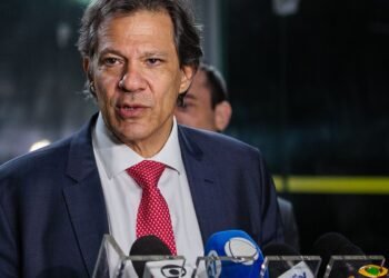 Propostas para seguro-defeso podem ser alteradas, diz Haddad
