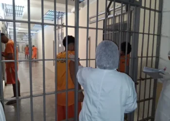 Surto de catapora suspende visitas em Cadeia Pública baiana