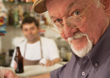 Morre no Rio de Janeiro o cartunista Jaguar, aos 93 anos