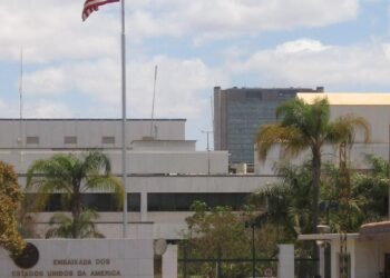 Itamaraty convoca chefe da Embaixada dos EUA após ameaça ao Judiciário