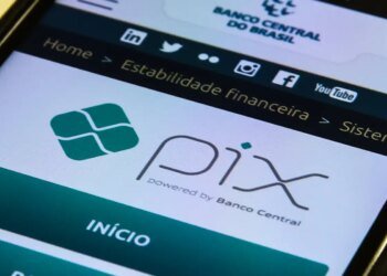 Pix não discrimina empresas estrangeiras, responde Brasil aos EUA
