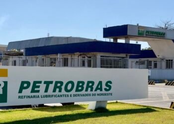 Petrobras tem lucro líquido de R$ 26 bilhões no segundo trimestre