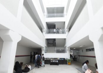 Escola em tempo integral deve ter jornada mínima de 35 horas semanais