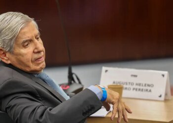 Trama golpista: Fux absolve general Heleno de todos os crimes